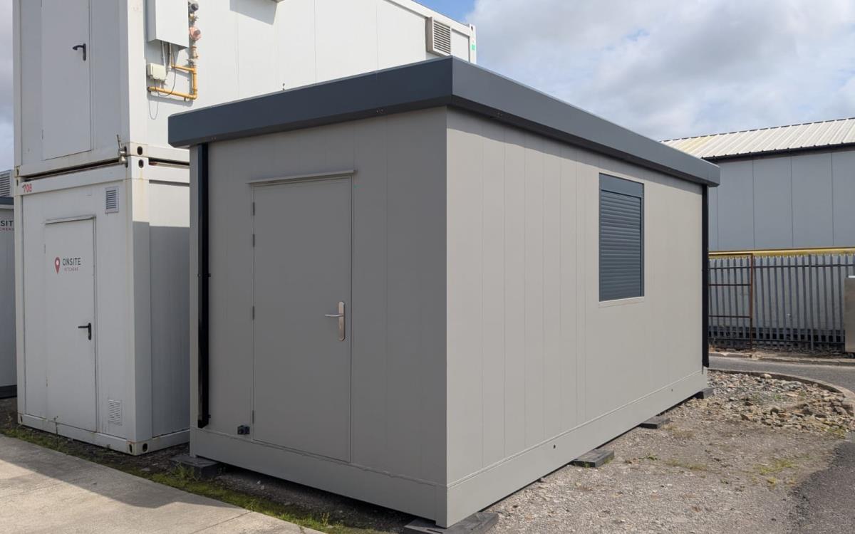 New 6m x 2.9m Lux Kiosk Units